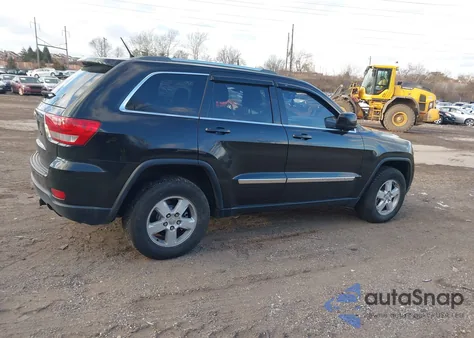 2011 Jeep Grand Cherokee Laredo z USA, uszkodzony, nr VIN 1J4RR4GG2BC547645